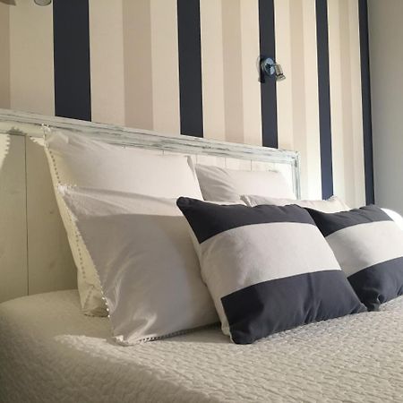 Domaine De La Fontaine Bed & Breakfast Chavagne Bagian luar foto