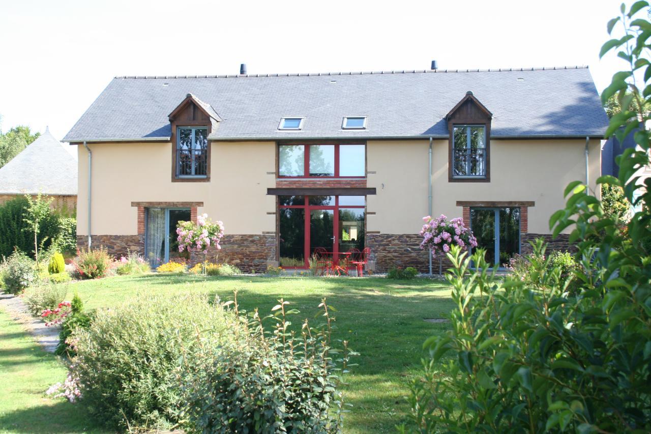 Domaine De La Fontaine Bed & Breakfast Chavagne Bagian luar foto