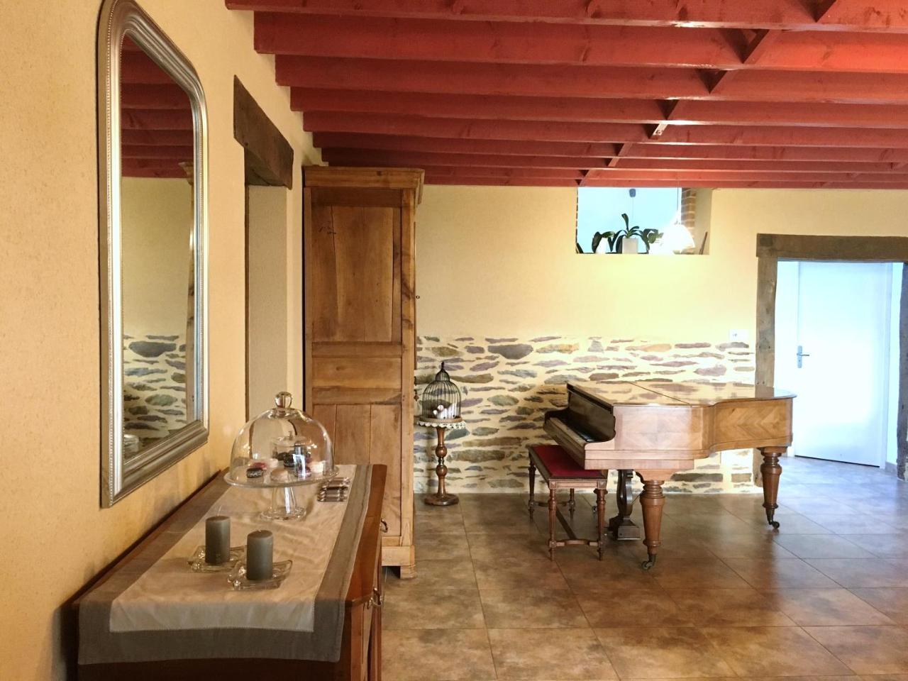 Domaine De La Fontaine Bed & Breakfast Chavagne Bagian luar foto